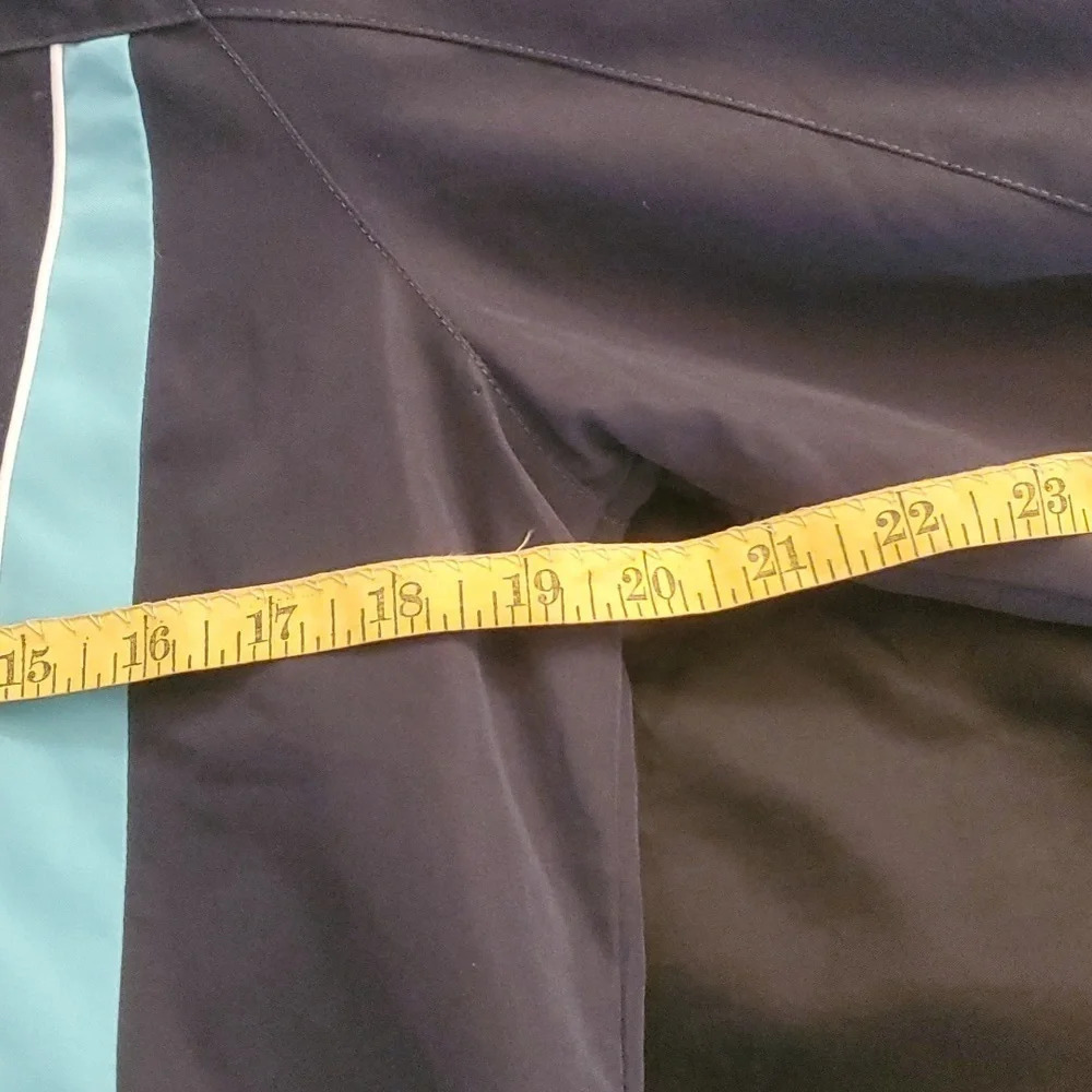 Green Tea Women's Athletic Windbreaker Full Zipper. Dark Grey and Teal - Picture 6 of 11